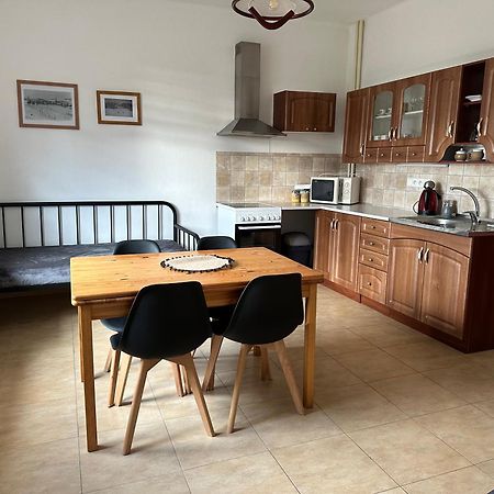 Apartman Aneta Nove Mesto Na Morave Luaran gambar